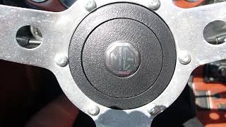 1974 MGB Roadster Cold Start
