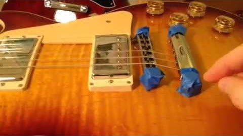 String Change Tip for Les Paul and Similar Guitars
