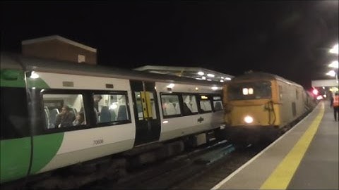 73213 & 119 (3W90 Tonbridge-Tonbridge) @ Three Bridges - 23/10/16