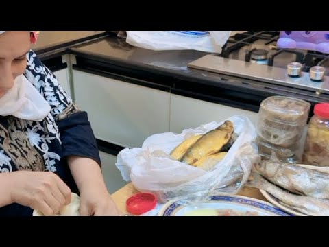 القسيخ وانا كلمة يع مسمعهاش