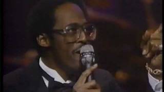 David Ruffin, Eddie Kendricks, Hall & Oates - Ain't To Proud To Beg chords