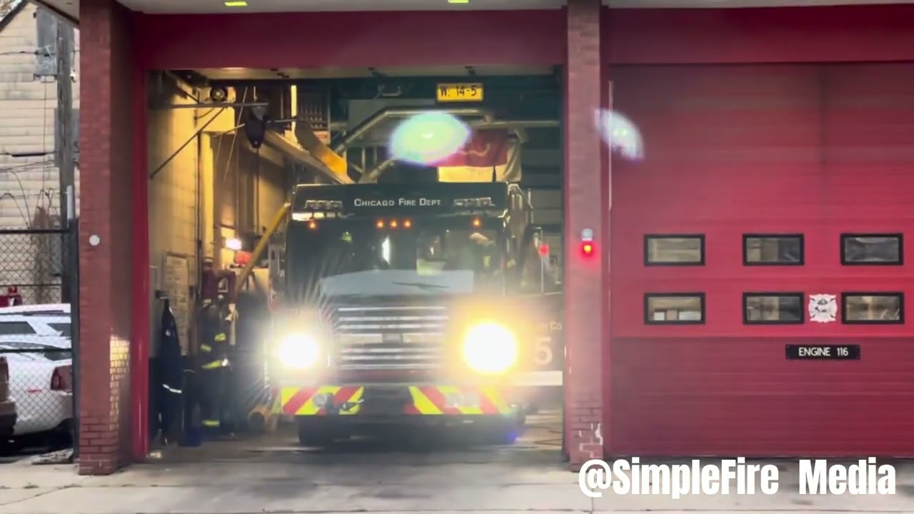 *FIRE* Chicago Fire Dept Engine 116 & Squad 5 Responding