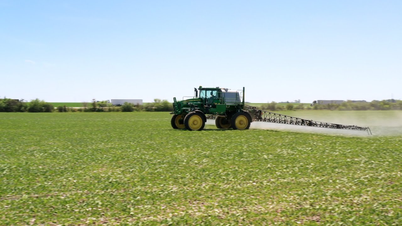 Spraying Soybeans in Central Illinois - YouTube