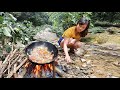 Girl Cooking - Find Catch Crabs for Food in The Forest - Crab Curry #22