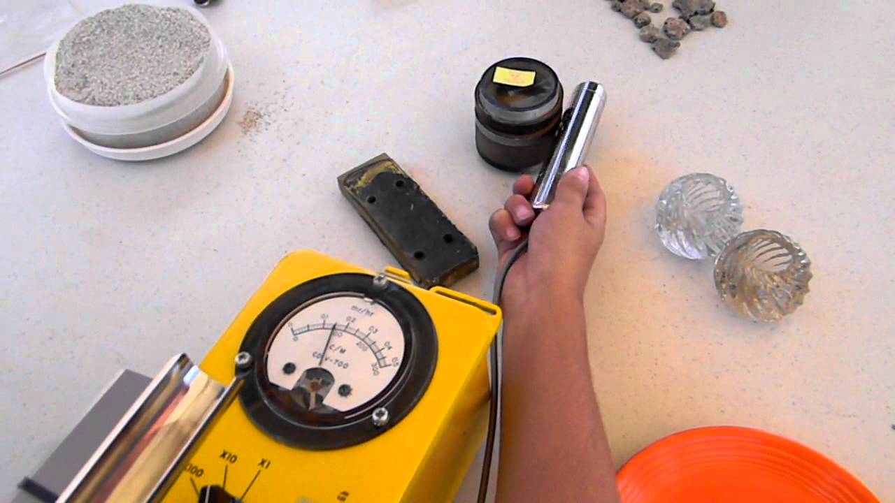 Trinity Site, Geiger Counter and Depleted Uranium.MOV YouTube