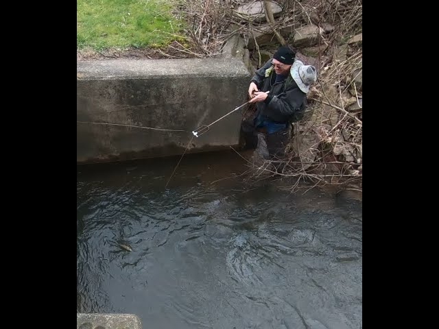 s #1 BEST Magnet Pulls EXPENSIVE Treasure From a Deep Hole Below a  Bridge! (Magnet Fishing) 