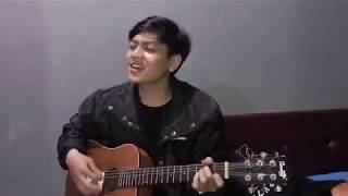 Download Lagu HATI YANG KAU SAKITI MP3 Download Lagu HATI YANG KAU SAKITI MP3