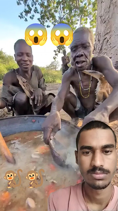 This is Amazing Love See How Old Bushman offers his Son ❤️😋🍲😲#africa #funny #cooking #villagelife