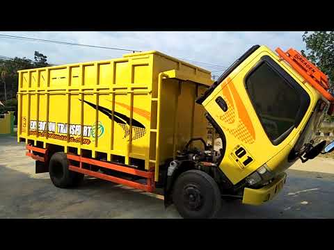 mitsubishi-canter-125-hd-2012-harga-200-juta-generasi-truk-gagah-bertenaga