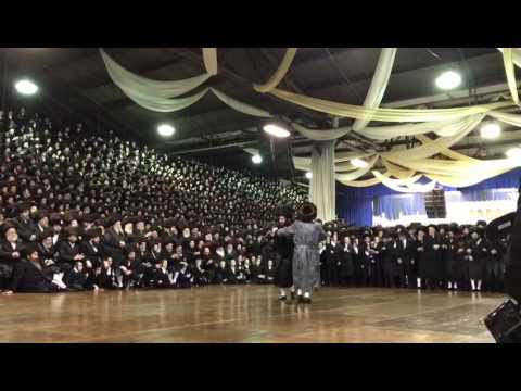 Bobov Rebbe Mitzvah Tantz Shvat תשע ז 2