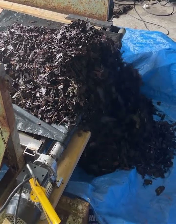 C201409104 TruckBed Unloader 30kg bark mulch test a YouTube