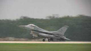 10 Minutes of Airventure 2011: Part 17