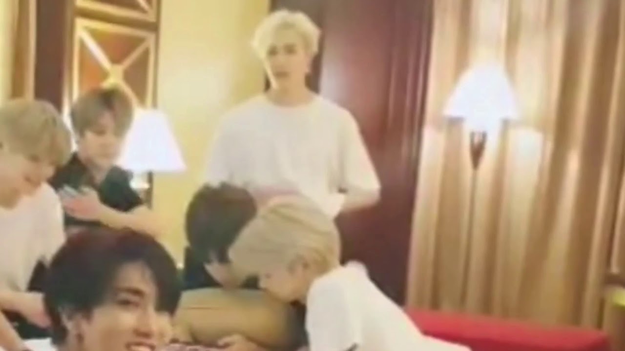 Seungmin and Chan/ Chan and Seungmin/ Chanmin moments💖/ Stay kids✨