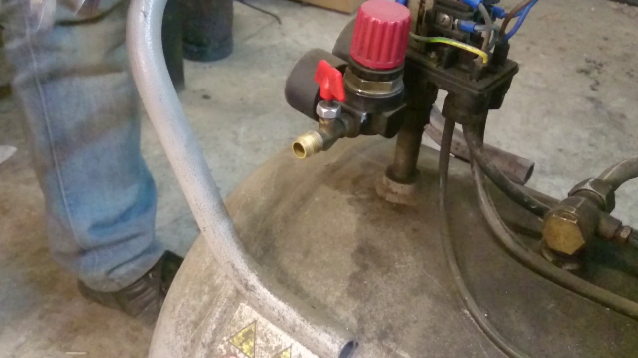 Воздушный компрессор для шиномонтажа и подмотка Рекорд - YouTube