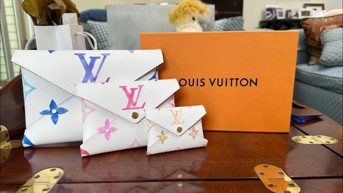 Louis Vuitton Unboxing - Gradient Key Pouch - By The Pool 2023 