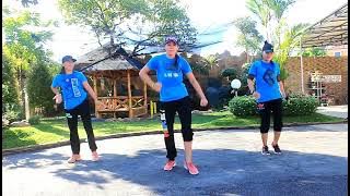 Senam Turun Naik Oles Trus By Fresh Boy Ft Blasta Rap Family Choreo By Chenci At WKM Garden Borneo