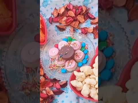 عقبال المية ان شاءالله طبعا هي قعدة عادية وان شاءالله بكرة النظامية ان شاء الله