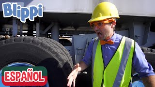 Aprende sobre maquinaria de construcción con Blippi  | Videos de vehículos para niños