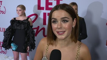 Let it snow Los Angeles Premiere - Itw Kiernan Shipka (official video)