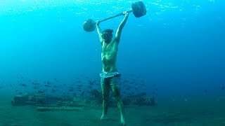 Man Does Weights Underwater | BEST OF THE WEEK