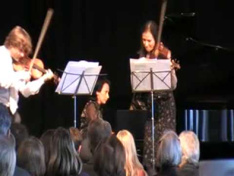 Manrico PADOVANI and Natasha KORSAKOVA play SARASATE's Navarra for 2 violins. Kira RATNER piano