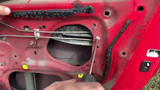 How to repair a door handle on a Honda Jazz / Fit #hondafit #hondajazz #ukraine #ukraina