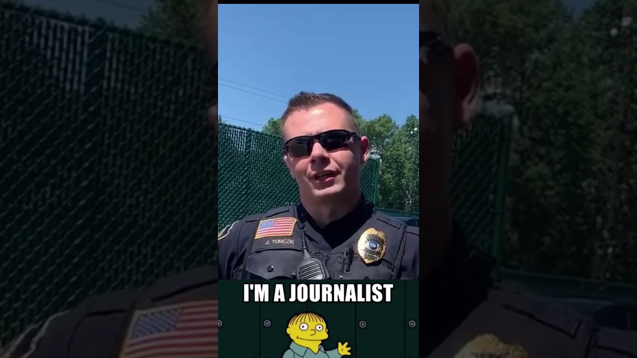 Frauditor Fool Argues Over No Trespassing Sign Kicked Out Shorts Police Cops