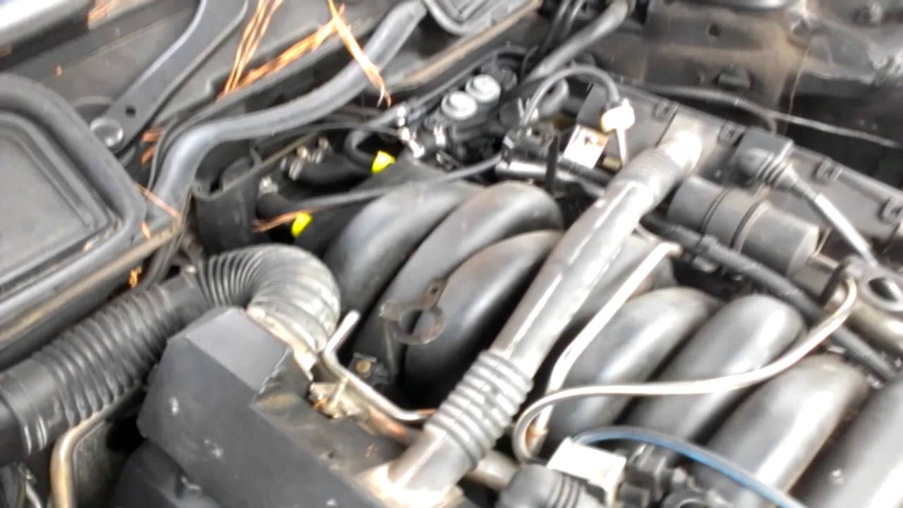 E38 M62 VANOS "Engine Knock" - YouTube