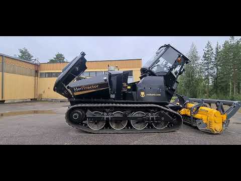 Не думаю, что это хорошая идея спорить с 700-сильным MeriTractor MT-700