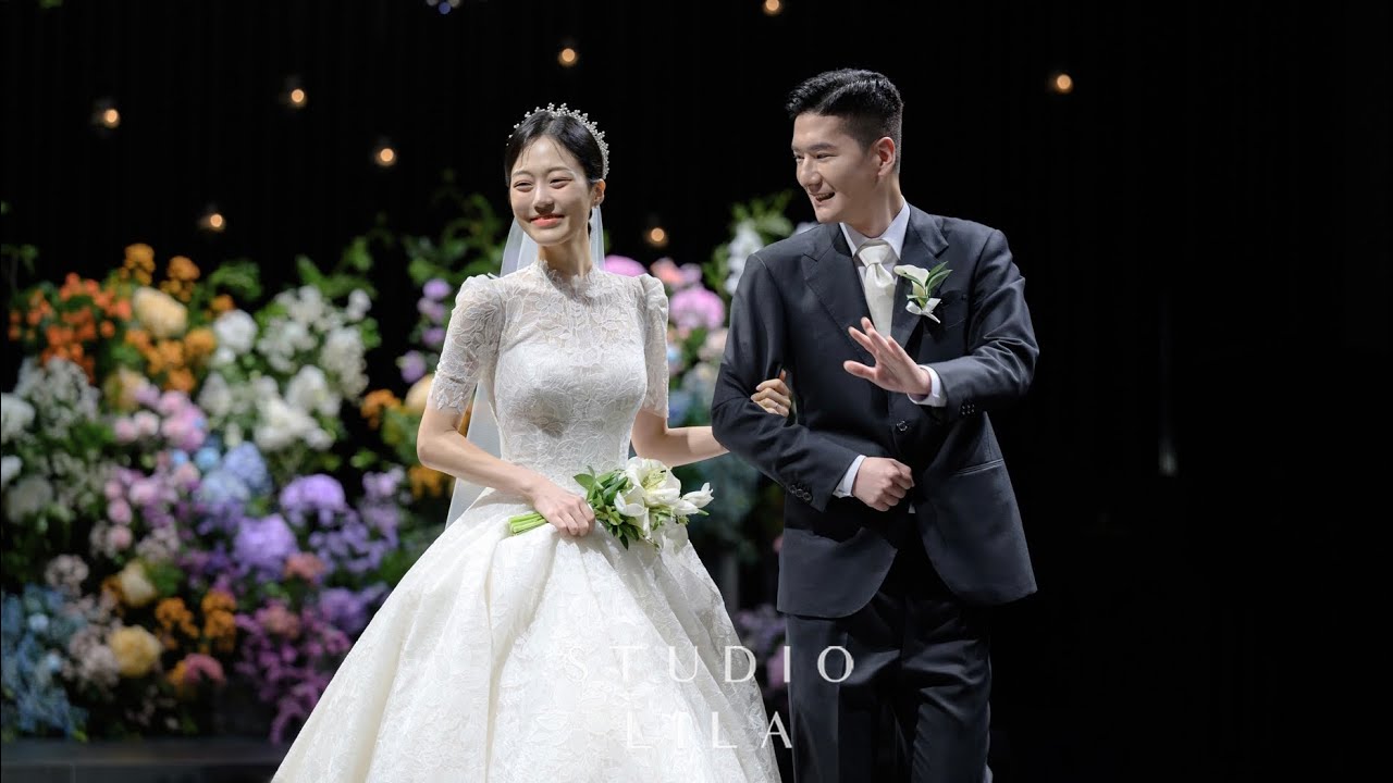 MY WEDDIG DAY VLOG👰🏻‍♀️ .특별한 입퇴장곡. 수성호텔 블레스홀. 본식 꿀팁. 감동의 결혼식. 플래너 없이 1년 반동안 준비!! 양가 부모님 입장. 남편 축가