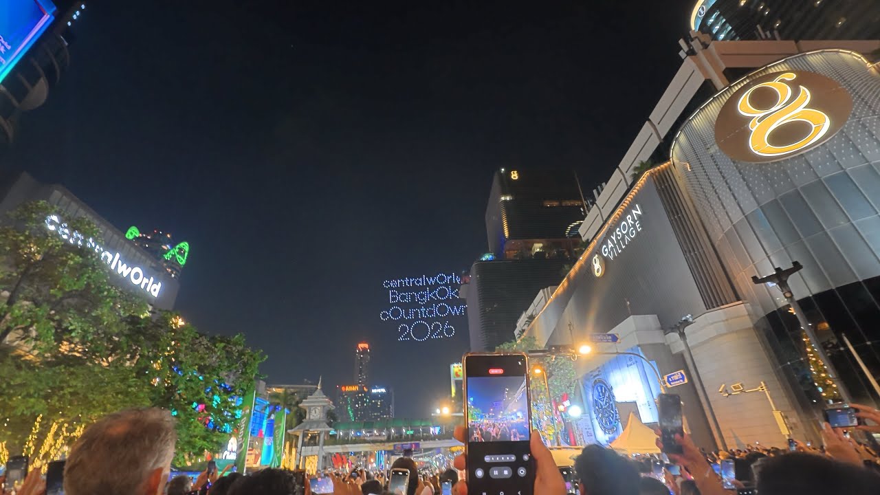 Bangkok Countdown 2026 at centalwOrld 