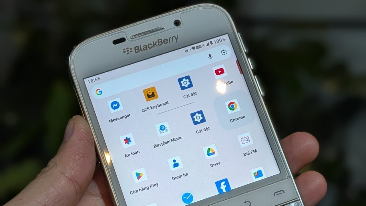 Возрождение BlackBerry Q20. Душа Zinwa в обличье классики.