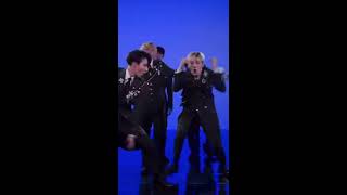 ATEEZ(에이티즈)/산  When other members dancing SAN’s part...  SAN : 😏😮🤭 #shorts #최산 #에이티즈