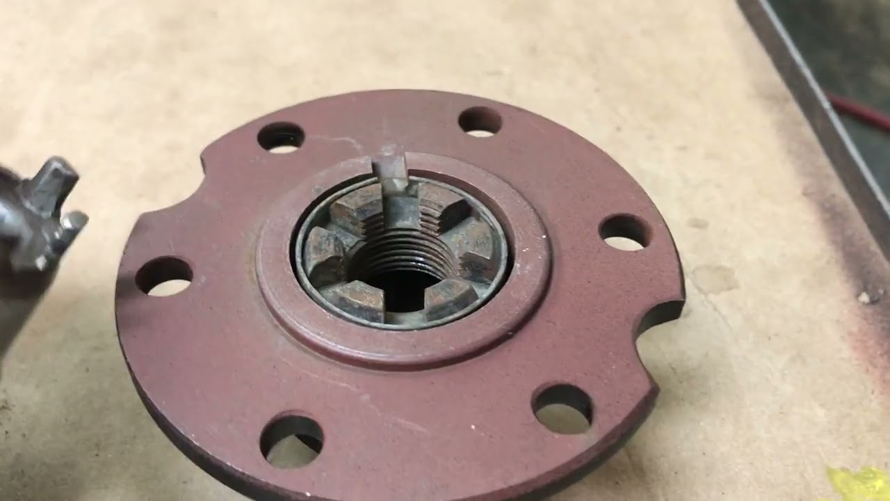 190SL Rear Axle Input Nut