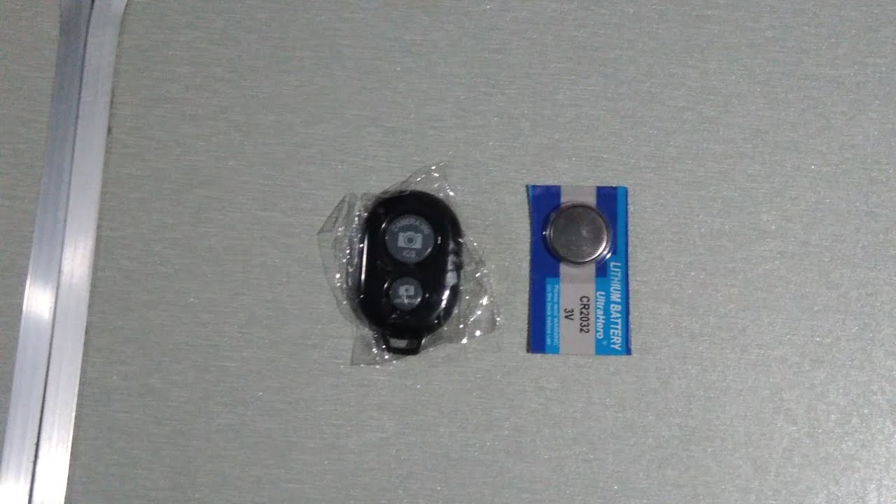 Unboxing Bluetooth Remote Shutter for iPhone/Android Phone with Free Battery
