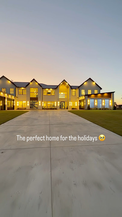 THE PERFECT HOUSE FOR THE HOLIDAYS! #house