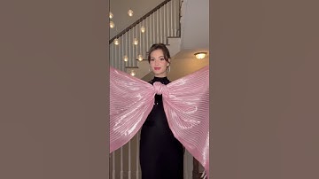 How to wear your decorative scarf