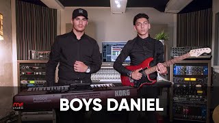 Miniatura de vídeo de "BOYS DANIEL - 03 Me tuke pisinav  4K VIDEOKLIP"