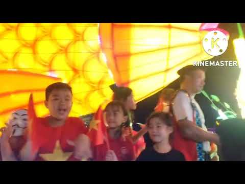 Video đi chơi Trung thu lần đầu tiên trong đời thật là tuyệt... - youtube