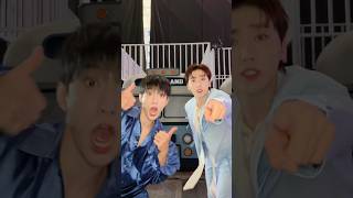 딴따라 노래해 기분이 끝내주네🕺 #DK #도겸#SEUNGKWAN #승관 #SEVENTEEN #세븐틴 #경음악의신 #GodOfLightMusic #SVTinCARATLAND