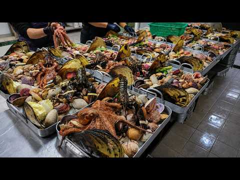Amazing! 12 Kinds of Seafood Steamer & Whole Chicken Soup? | Korean Street Food