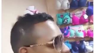 Siervo Vendedor De Cacheteros