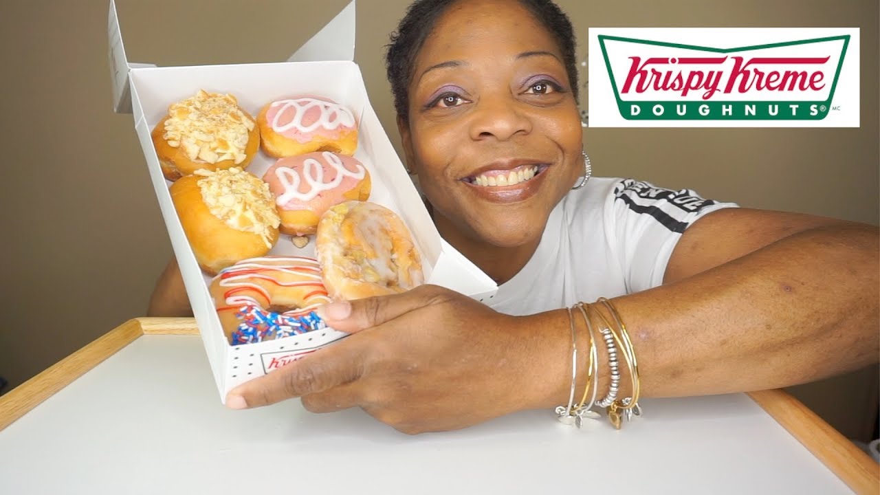 Krispy Kreme Doughnuts Banana Pudding & Strawberries n Creme!!! YouTube