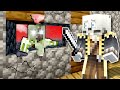 ZOMBIES ARE BREAKING IN! - Minecraft Zombie Apocalypse