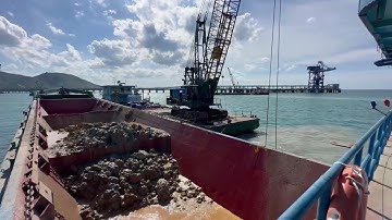 Hoạt động thi công nạo vét đường thủy