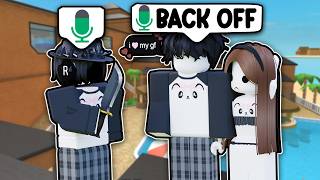 Copying E-Daters AVATARS In MM2 VOICE CHAT... (Murder Mystery 2)