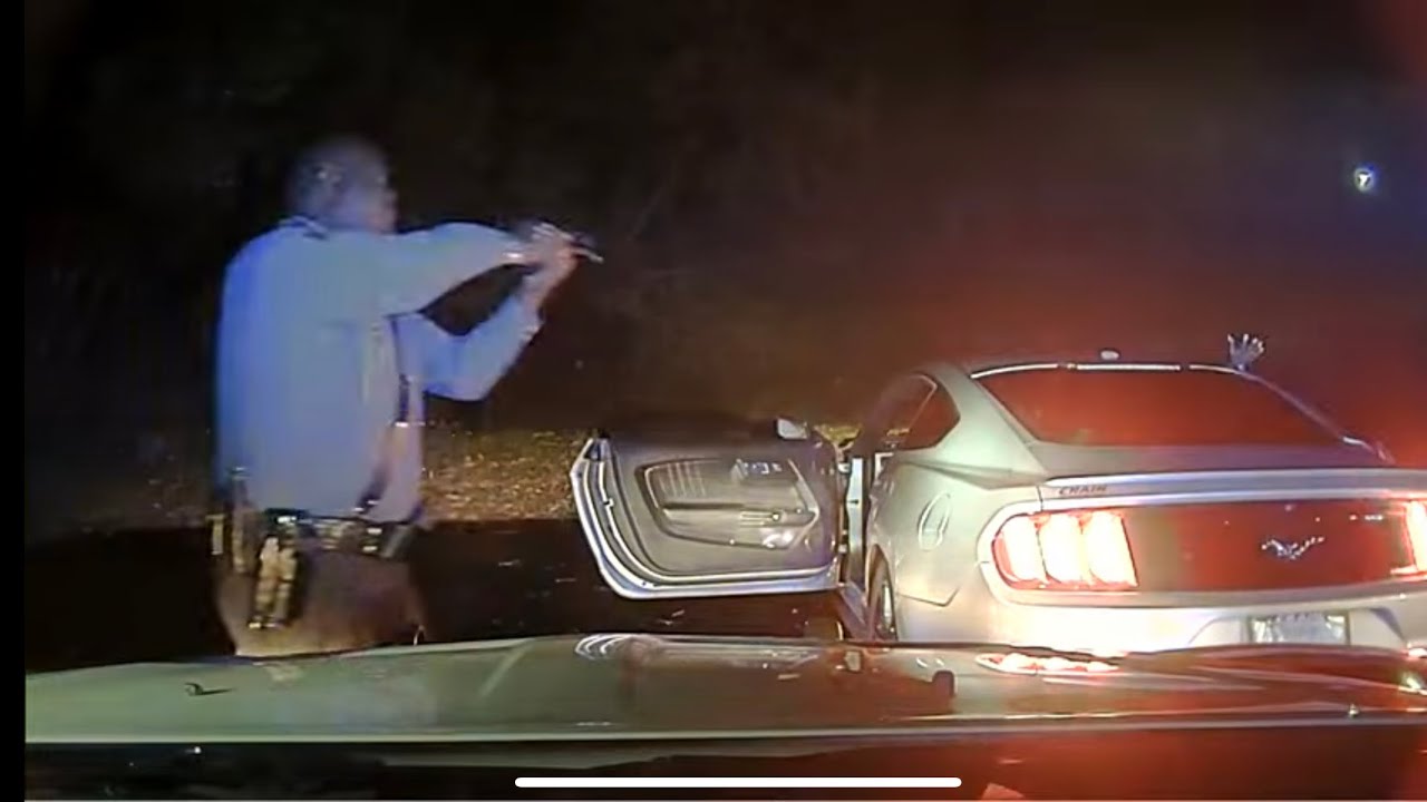 Dash cam ARKANSAS STATE POLICE chase in Little Rock, driver flees - YouTube