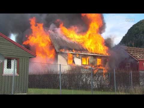 Video: Hva Du Skal Gjøre Hvis Huset Ditt Brenner Ned