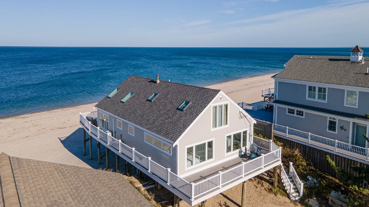 The Beach House on Cape Cod Bay