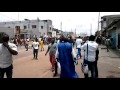 Zengamambu sassou a tout vol chantent les manifestants